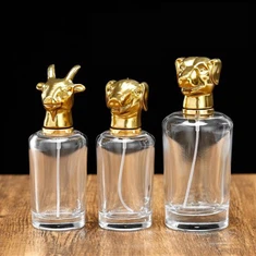 सजावटी इत्र की बोतल